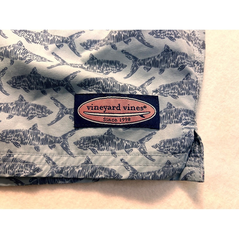 Vineyard Vines Shark Print Swim Trunks Mesh Lined Drawstring 7" Men's Medium - Picture 13 of 13